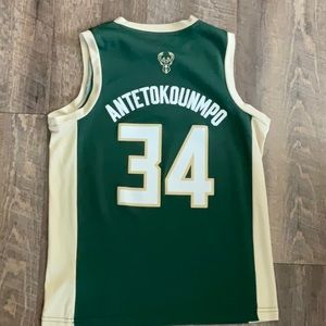 Antetokounmpo Jersey - Milwaukee Bucks